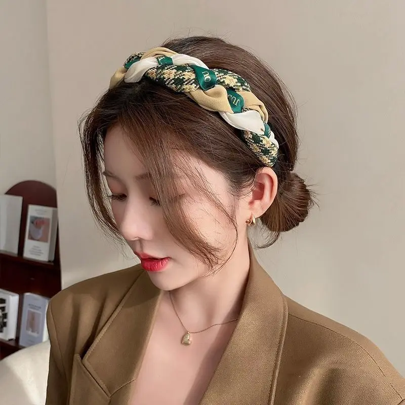 Retro Twist Plaid Headband for Women Korean Style Elegant Fashion Girl Wash Face Hairband