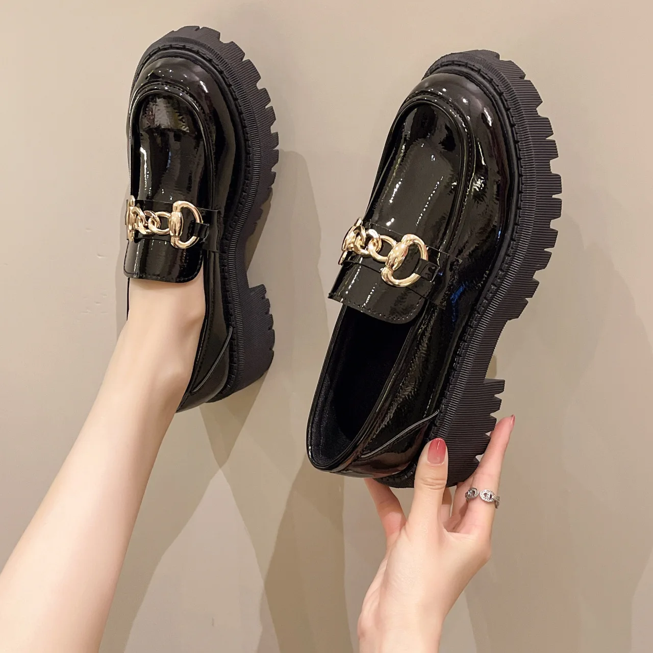 Women's Platform Loafers, British Style Thick Sole Flat Shoes, PU Buckle Closure, Anti-Slip Durable Slip-On Mary Jane Shoes