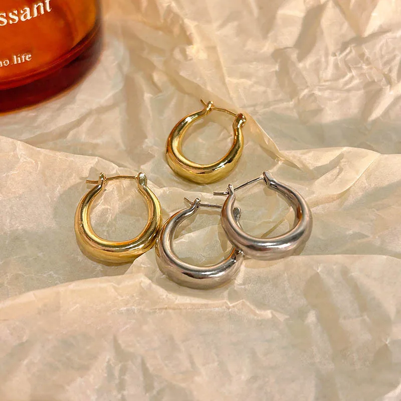 Trend Metal Geometry Hoop Earring Fashion nuovo Design ovale minimalista orecchini Color oro per le donne regalo di gioielli di moda