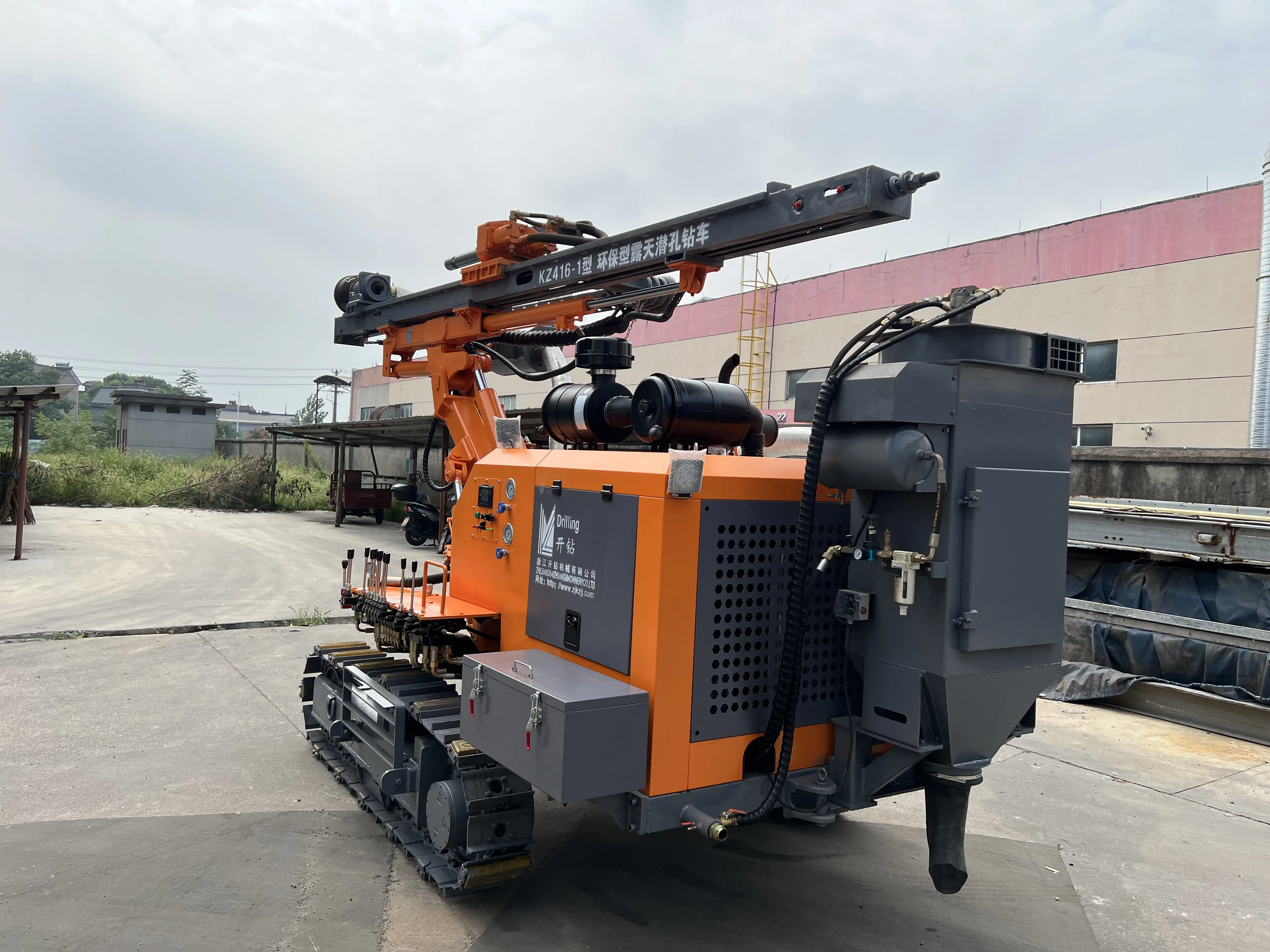 Tracked Down The Hole Drill Ri - đánh giá và giá Heavy Equipment Working
