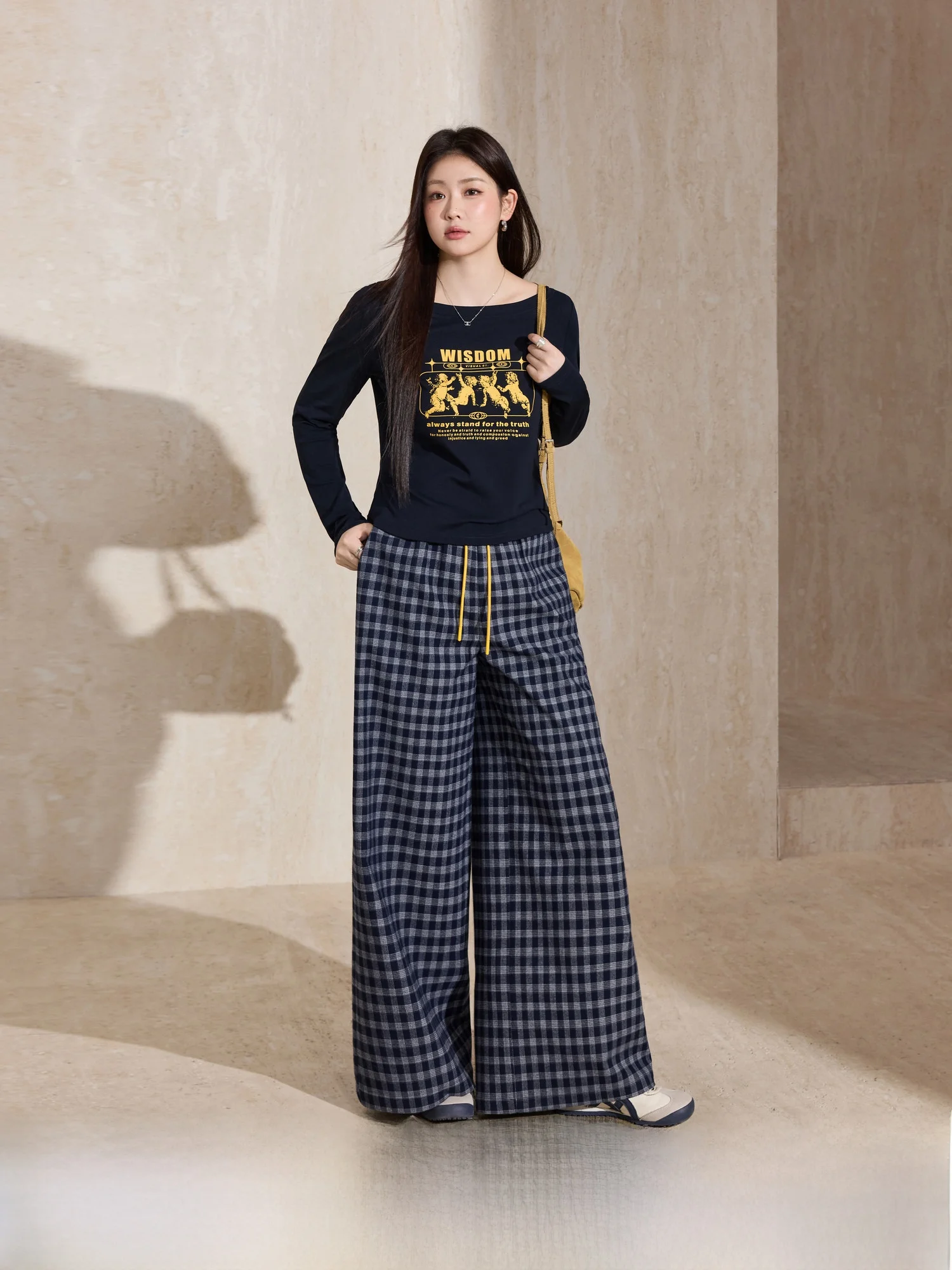 

Blue Language Large Size Women's Faion Set Svel T-irt with Flannel Print High Waist Straight Leg Pants Two-Piece Set