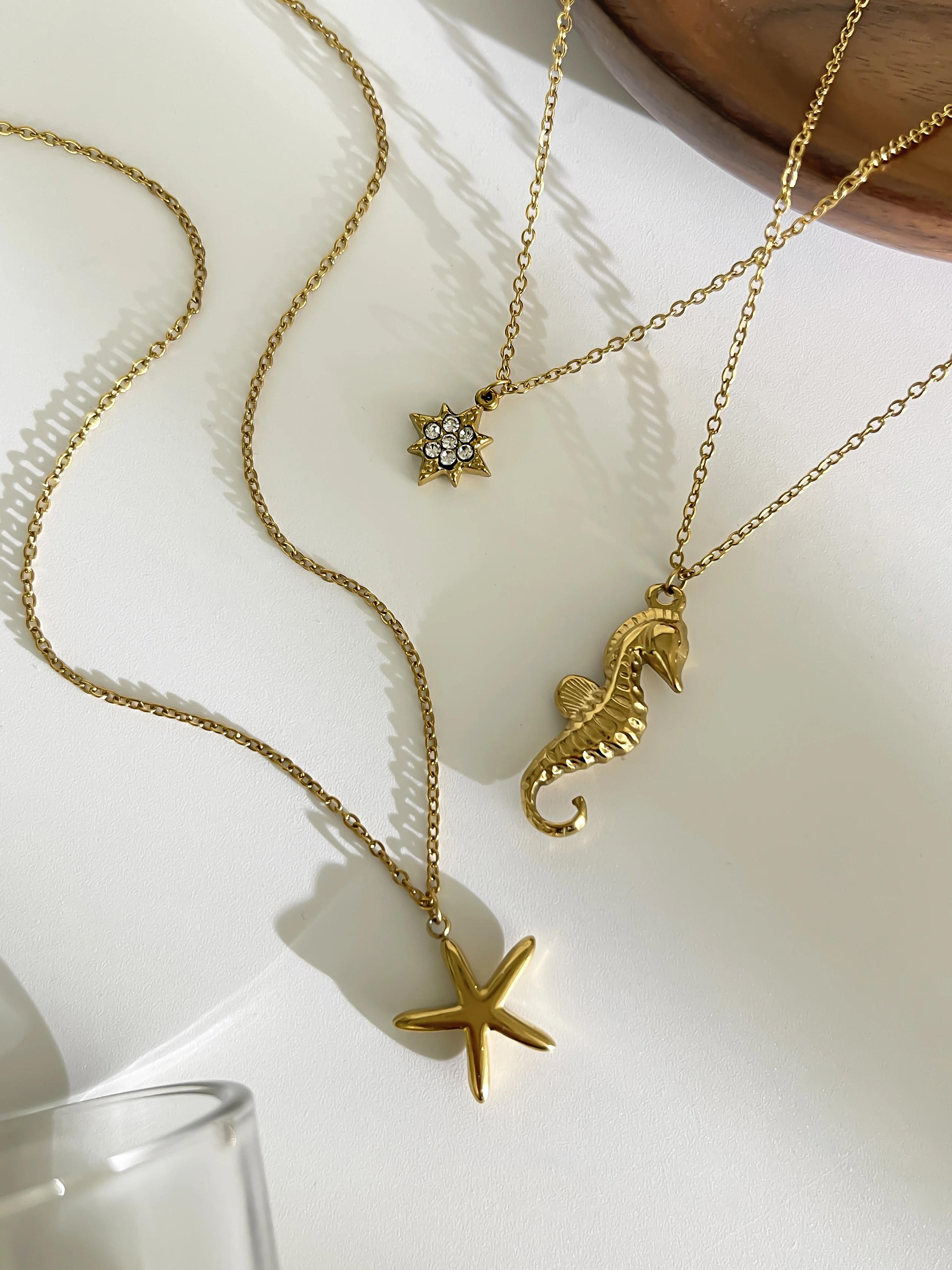 Peri\'sbox Fashion Sparkling Rhinestone Starburst Seahorse Starfish Pendant Necklace High Quality Stainless Steel Women\'s Jewelry