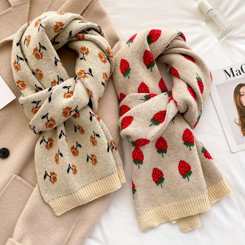 

Soft Knitted Woolen Scarf for Girls Stberry Pattern Warm Polyester Fiber Korean Sle Rectangle ape Spring Autumn Winter