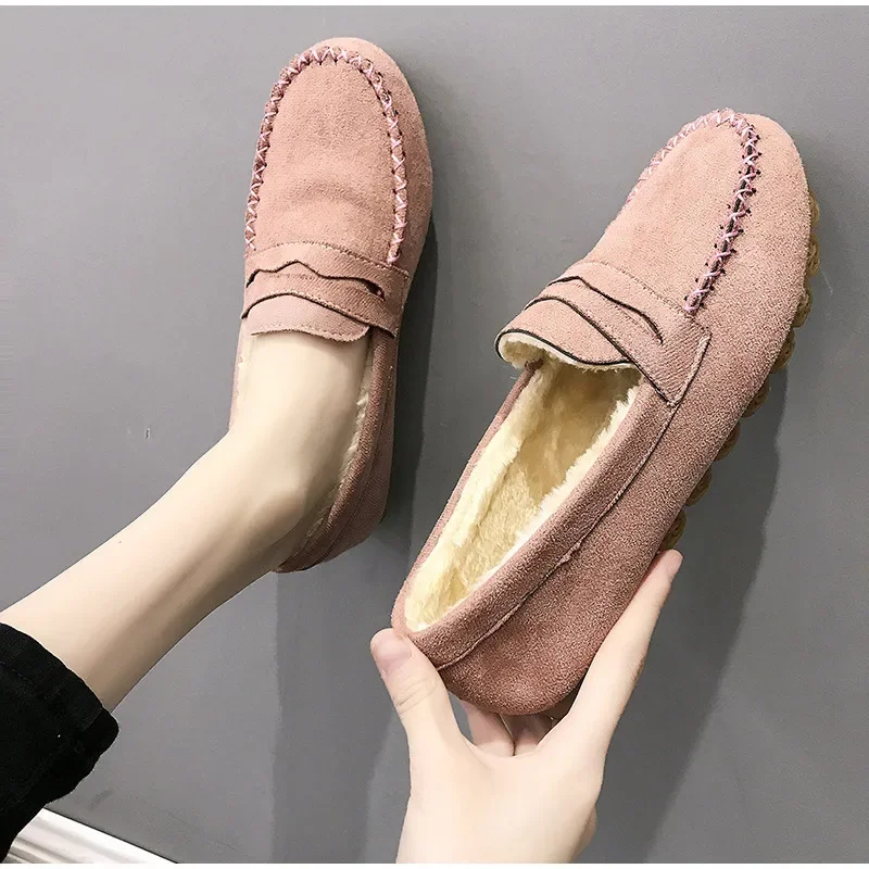 2023 Winter Bean Shoes Flat Beef Tendon Soft Sole Plus Cashmere Cotton Shoes for Pregnant Women Lazy Mother Shoes