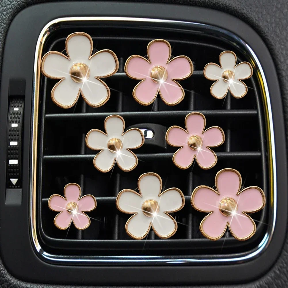 4Pcs/Set Car Outlet Vent Perfume Clips Car Air Freshener Conditioning Aromatherapy Small Daisy Interior Decoration Accessories