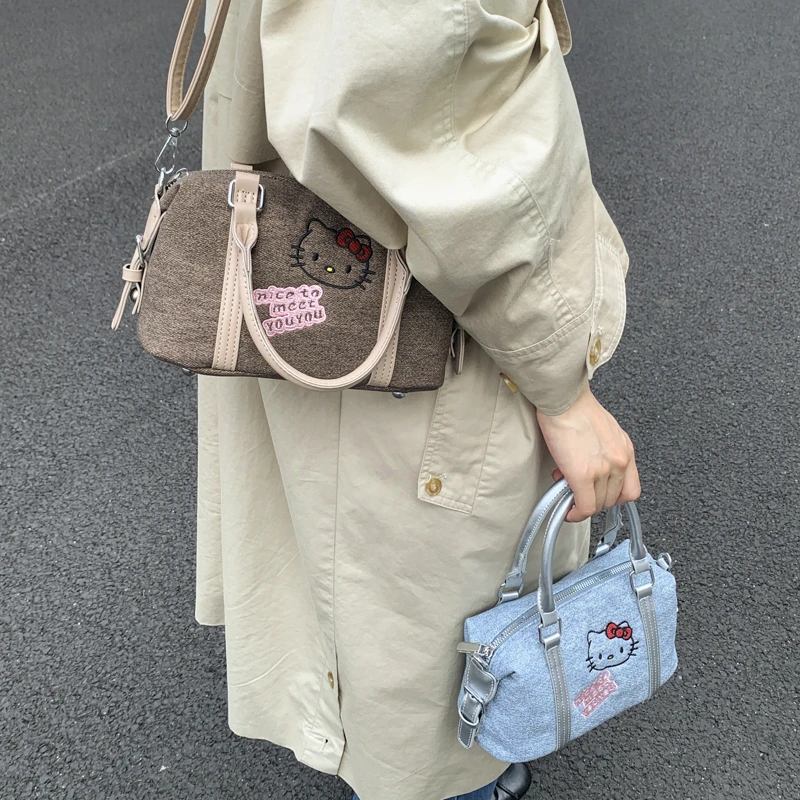 Borsa a tracolla tote a tracolla di design di lusso alla moda in pelle da donna elegante per lo stile di vita chic quotidiano