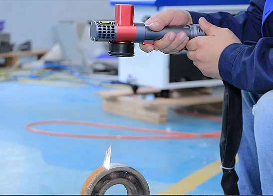 Backpack Model Pulse Laser Cleaning Machine 100W 200W 300W 500W Pulsed Laser Hot Selling for Wood Paint