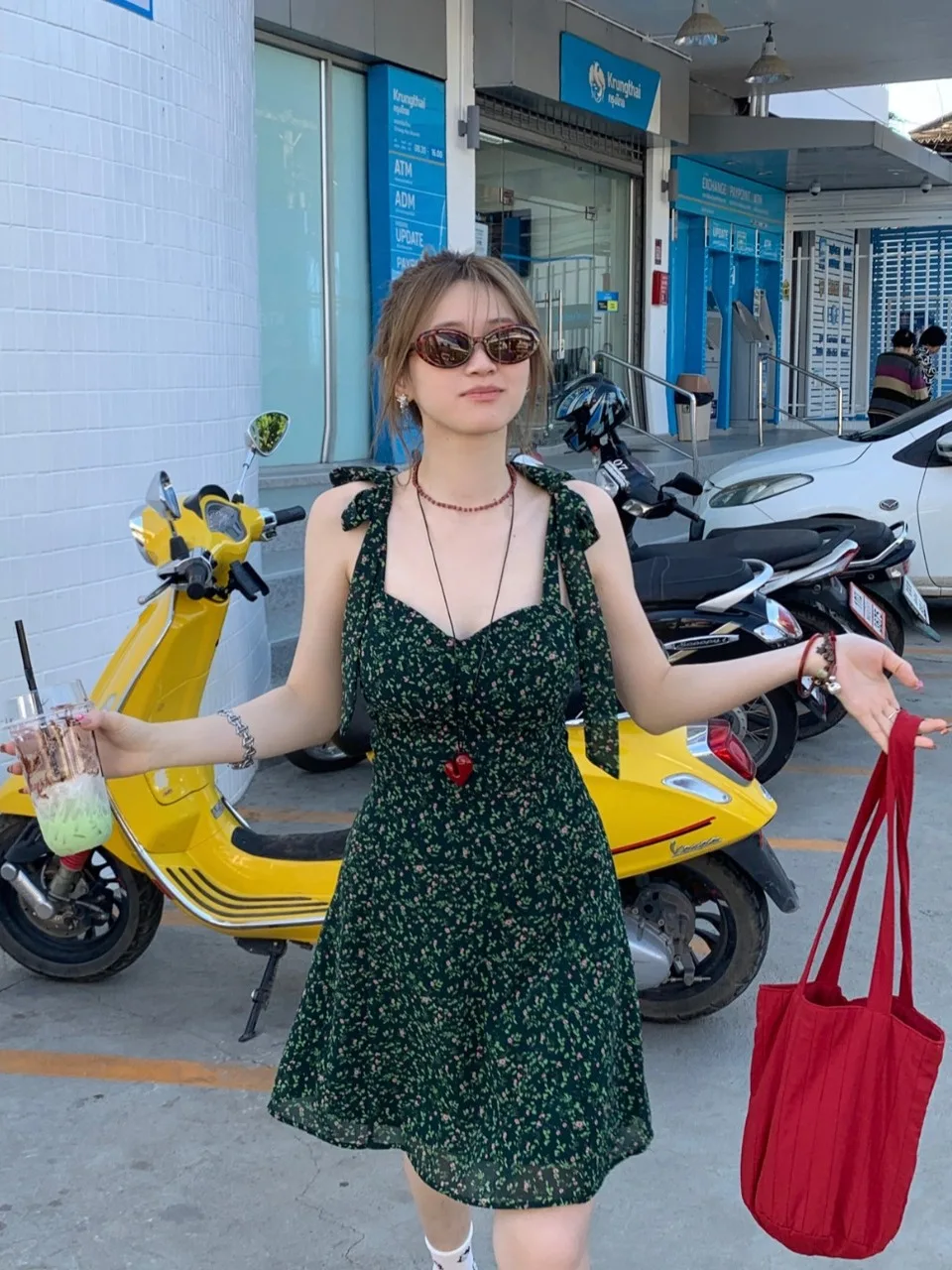 

plus Size Retro Green Floral Print Halter Dress Summer Vacation Style Slimming Short A-Line Dress Korean Style Commute Wind