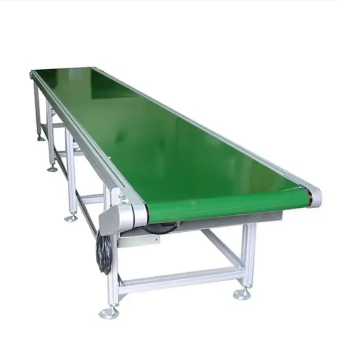 Customizable express sorting bench with straight and steering conveyor rubber belts for the food store industry