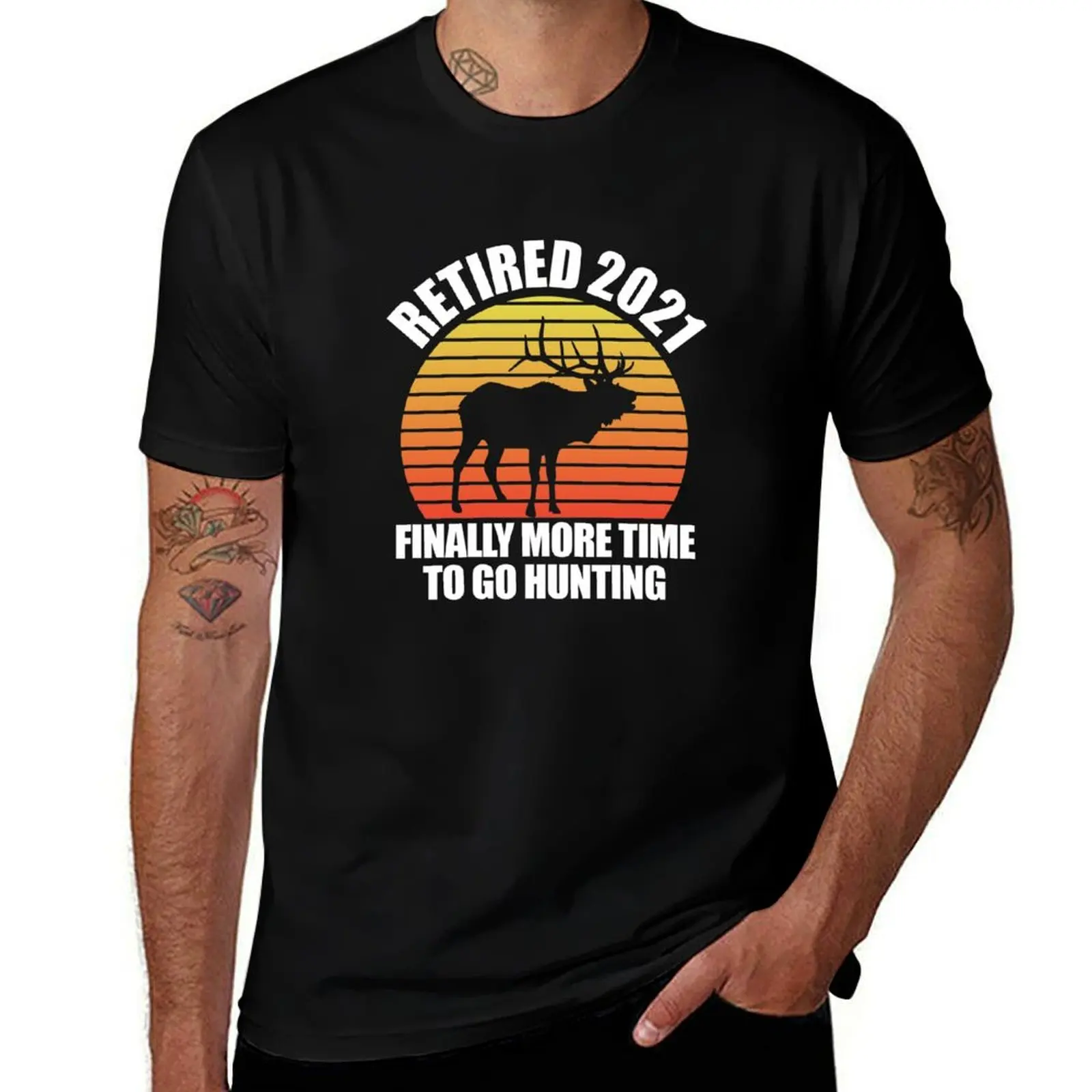 

Funny Retirement Retired 2021 for hunters and passionate deer hunt fans T-Shirt t shirts for man cotton soft essential t shirt