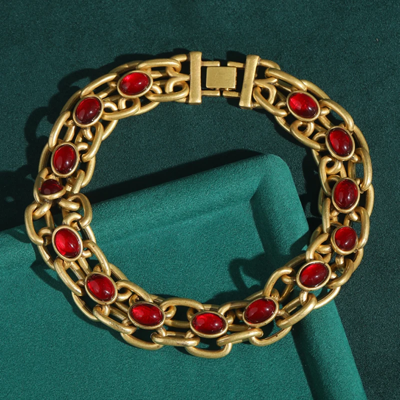 Vintage Jewelry Heavy Chain Necklace Red Glass Choker Accessories For Women Antique Gold Color High Quality Designer Copper 2026