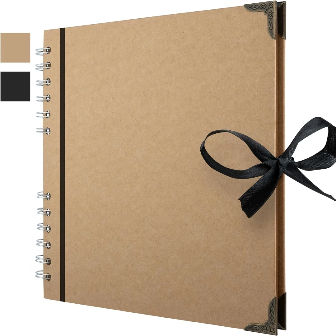 Álbum de Recortes de 60 Páginas (8 x 8 pulgadas), Papel Kraft Negro Grueso de 180 g/m², Protectores de Esquinas, Cierre con Cinta