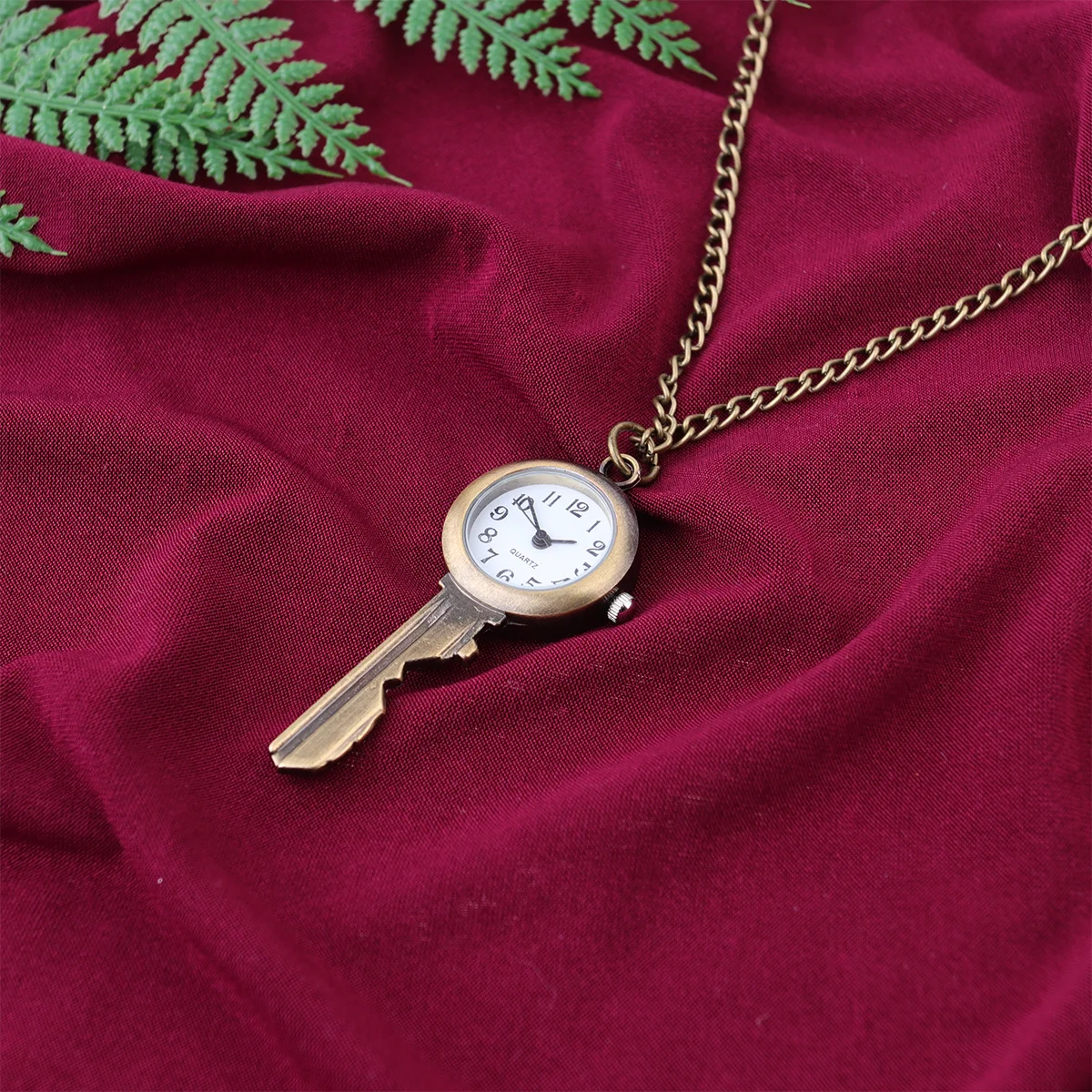 1pc Retro Hanging Watch Premium Large Number Key Chain Pocket Watch Delicate Design Creative Fashionable Quartz Gift For