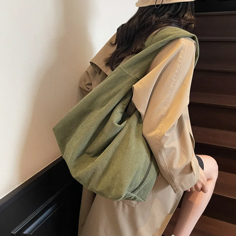 حقيبة كتف سروال قصير بسيط للنساء سعة كبيرة جودة عالية سعة كبيرة حمل حقيبة طالب كتاب موضة حقائب مدرب الركاب