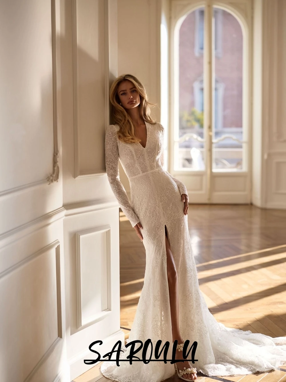 

Sexy Plunge Neckline Fully Lace Wedding Dress Fairy Mermaid Glitter Long Sleeved Bridal Gown Customized Graceful Women Wear