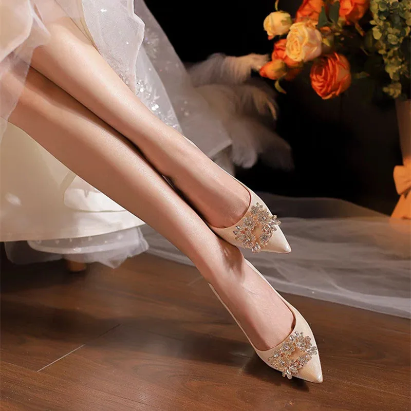 French-Style Wedding Shoes Bride Design Crystal Thin Heels Pumps Women Elegant Pointed Toe High-Heeled Shoes Woman Prom Shoes