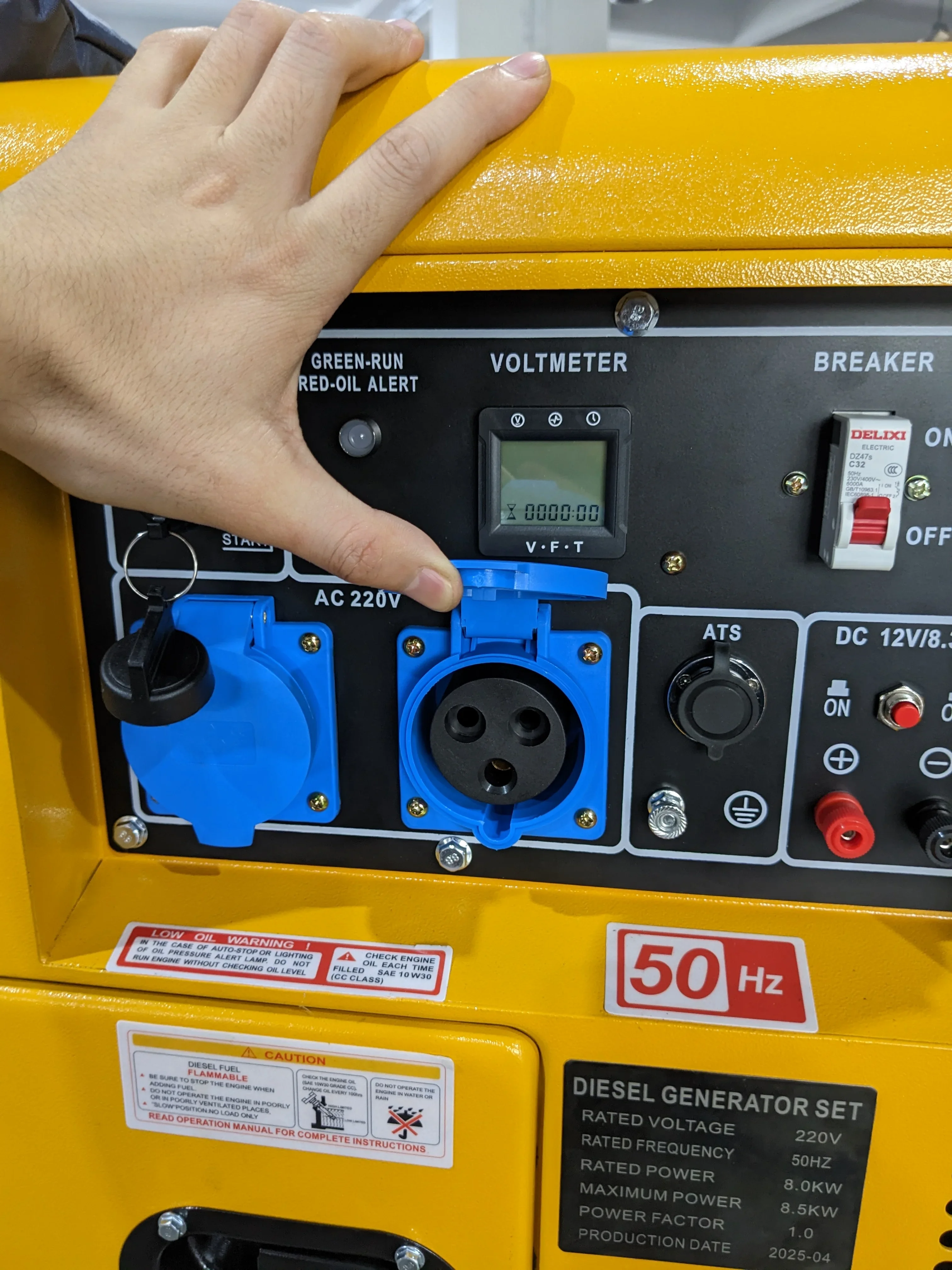 YHS Factory Price 5KW 6kw 8kw 10kw 3 Phase Silent Diesel Power Generators  Electric Start Generator diesel