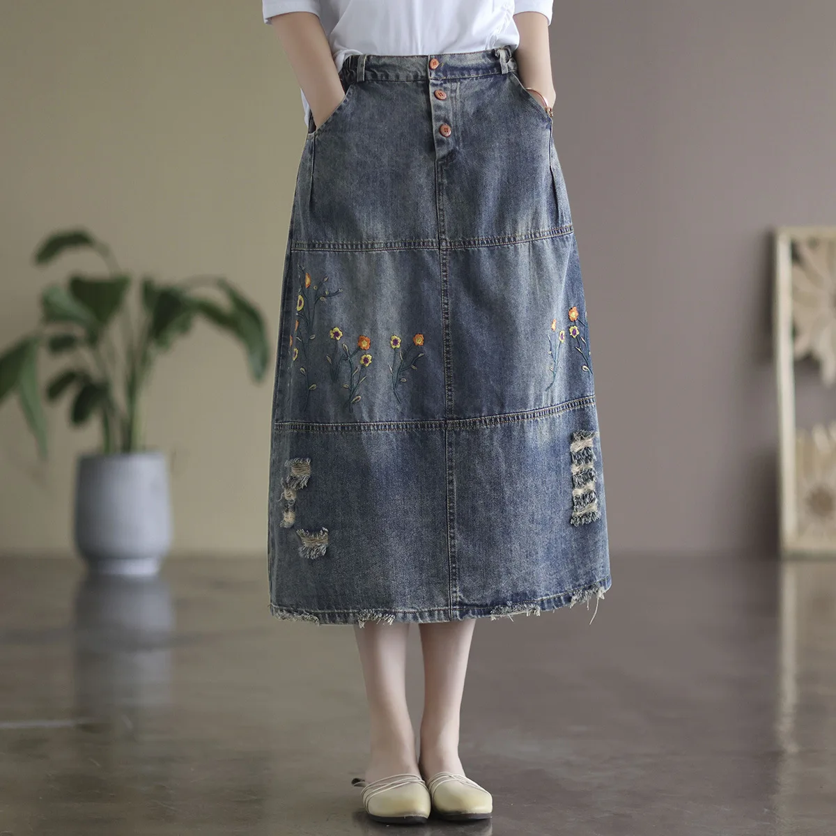 Spring Summer New Fashion Vintage Ripped Hole Flower Embroidery Denim Skirt for Women Good Quality High Waist Retro A-line Dress