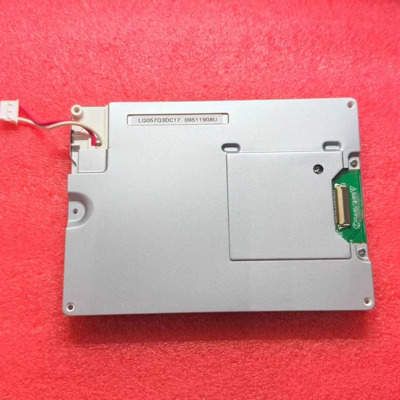 

5.7-inch LQ057Q3DC17 Lcd Screen Test normal before sending