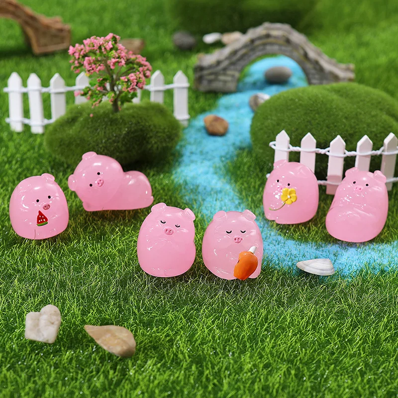 

Resin ornament micro landscape simulation cartoon cute glowing pig home crafts car decorations