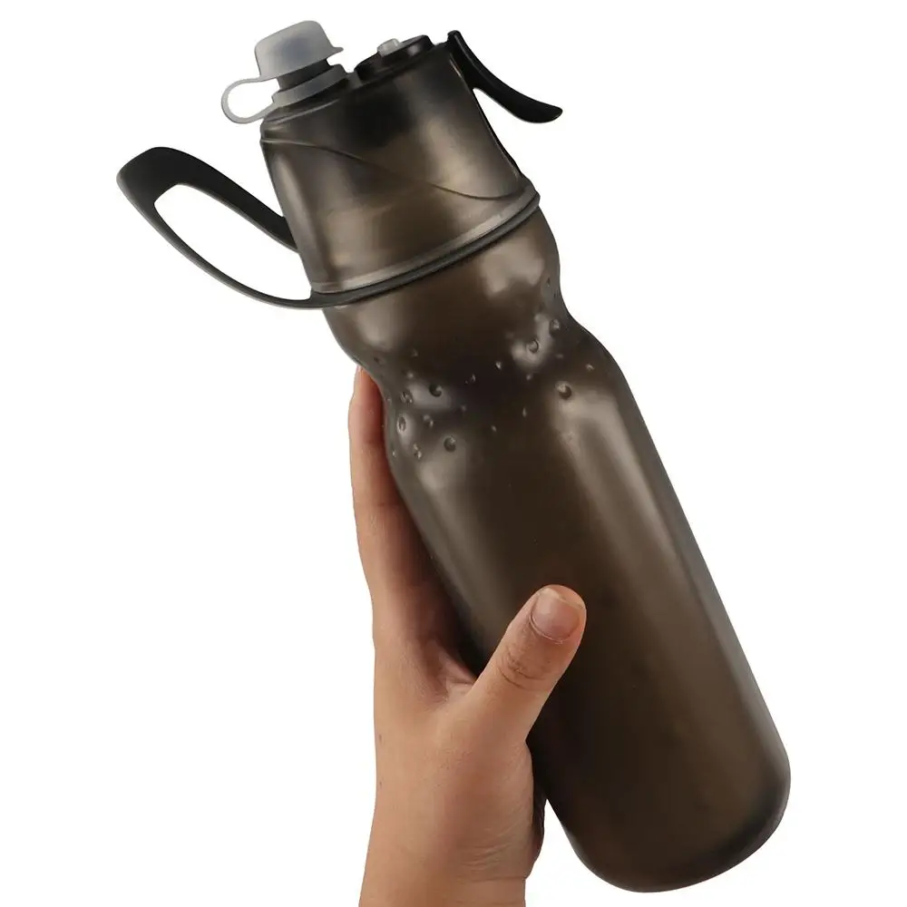 590ML Sports Spray Water Bottle Mist Spray Fall Prevention Summer Spray Water Cup Portable Hydration Spray Sports Kettle Fitness