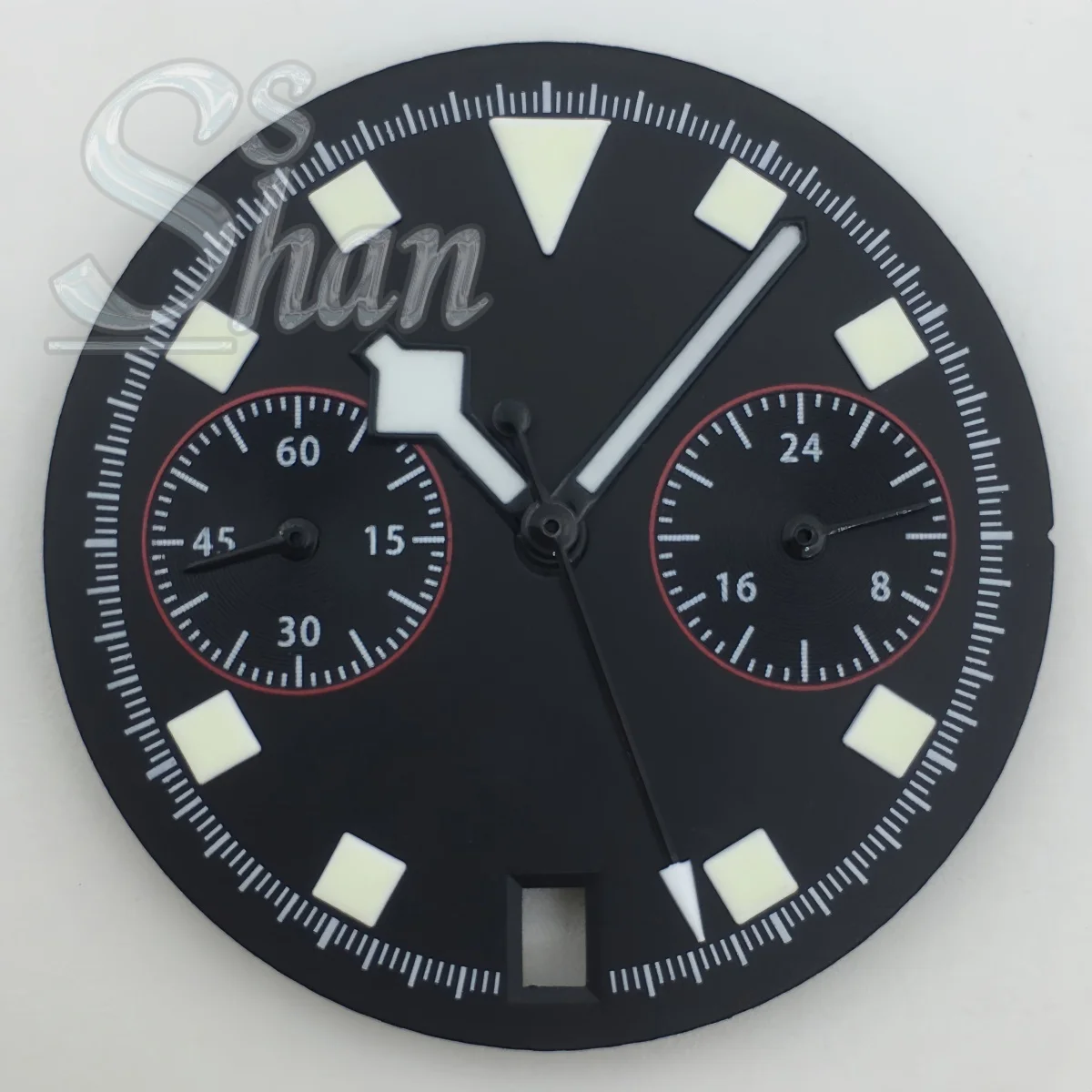 Циферблат часов VH64 диаметром 30 мм с зелеными люминесцентными стрелками C3 подходит для кварцевого механизма VK64 с датой на 6 часов.