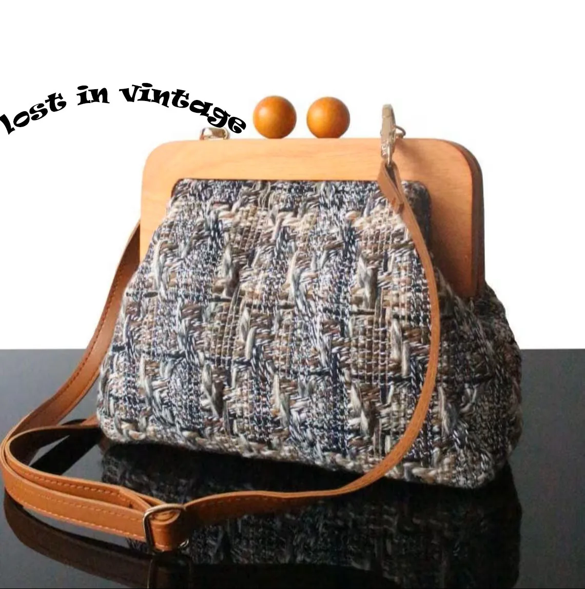 

Lost in Vintage Large Tweed Fabric Clutch Wooden Mouth Frame Bag Evening Clutchs Big Handbags with Straps Large Purse 25x19x8cm