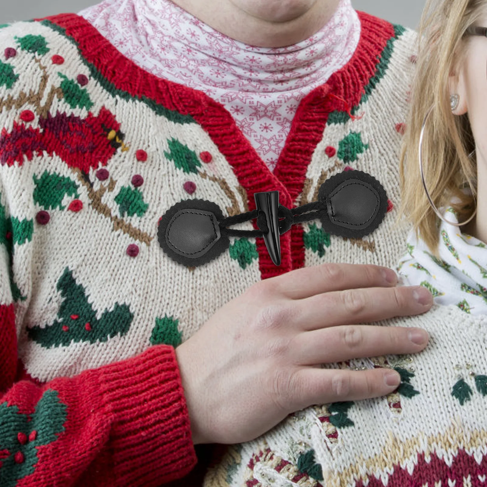 

4Pairs Toggle Buttons Clothing Toggle Buckles Retro Decorative Coat Fastener Buttons Replacement Sew-on Closures