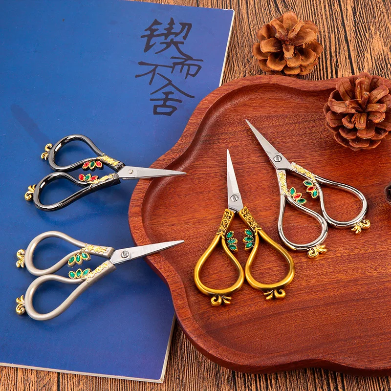 Vintage Embroidery Scissors Stainless Steel Scissors Retro Style Flower Scissors for Sewing Scrapbooking Crafts Embroidery
