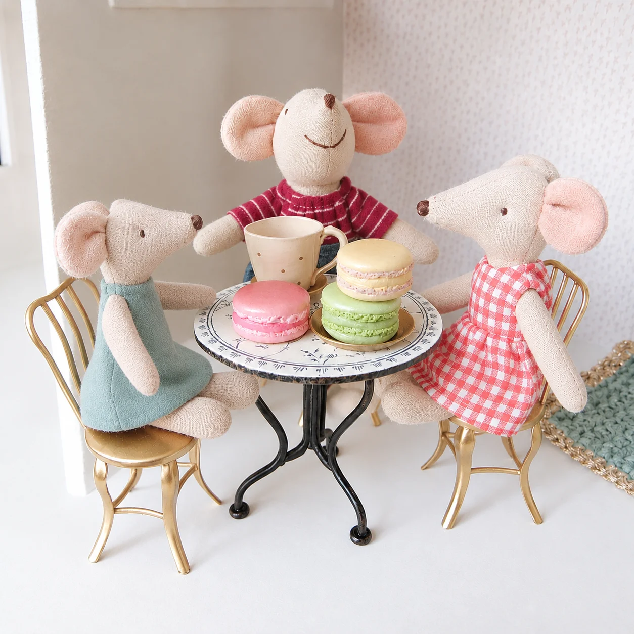 Nordic Mouse Family Plush Toy Set Handmade Linen Fabric Mouse Dolls Pretend Play Family Figurines Kids Room Decor Gift