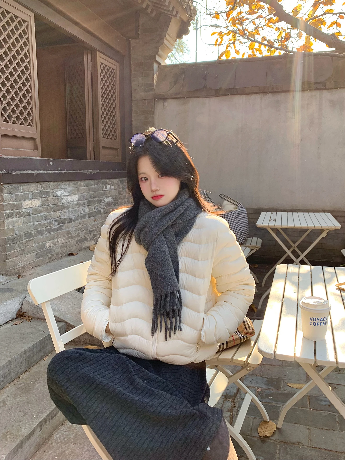 

Легкая утепленная женская зимняя куртка в корейском стиле, белая, теплая, прямого кроя, с наполнителем из 90% пуха