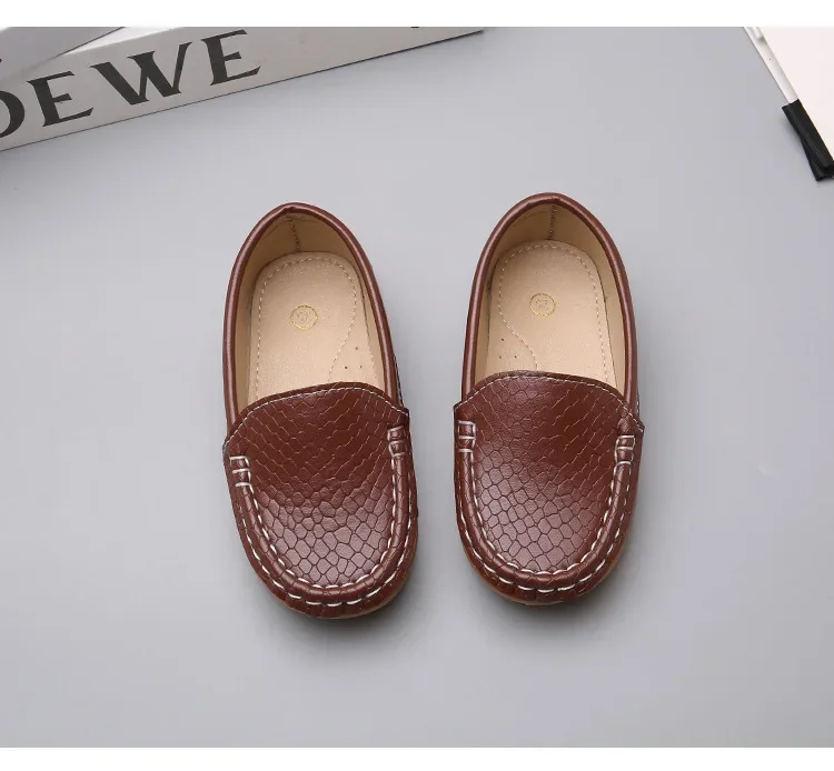 JGSHOWKITO 2026 Brandneue Jungen Casual Loafers Modische Klassische Weiche PU Slip-on Kinder Hochzeit Party Leder Flats Mokassins Trendy – Detail 16
