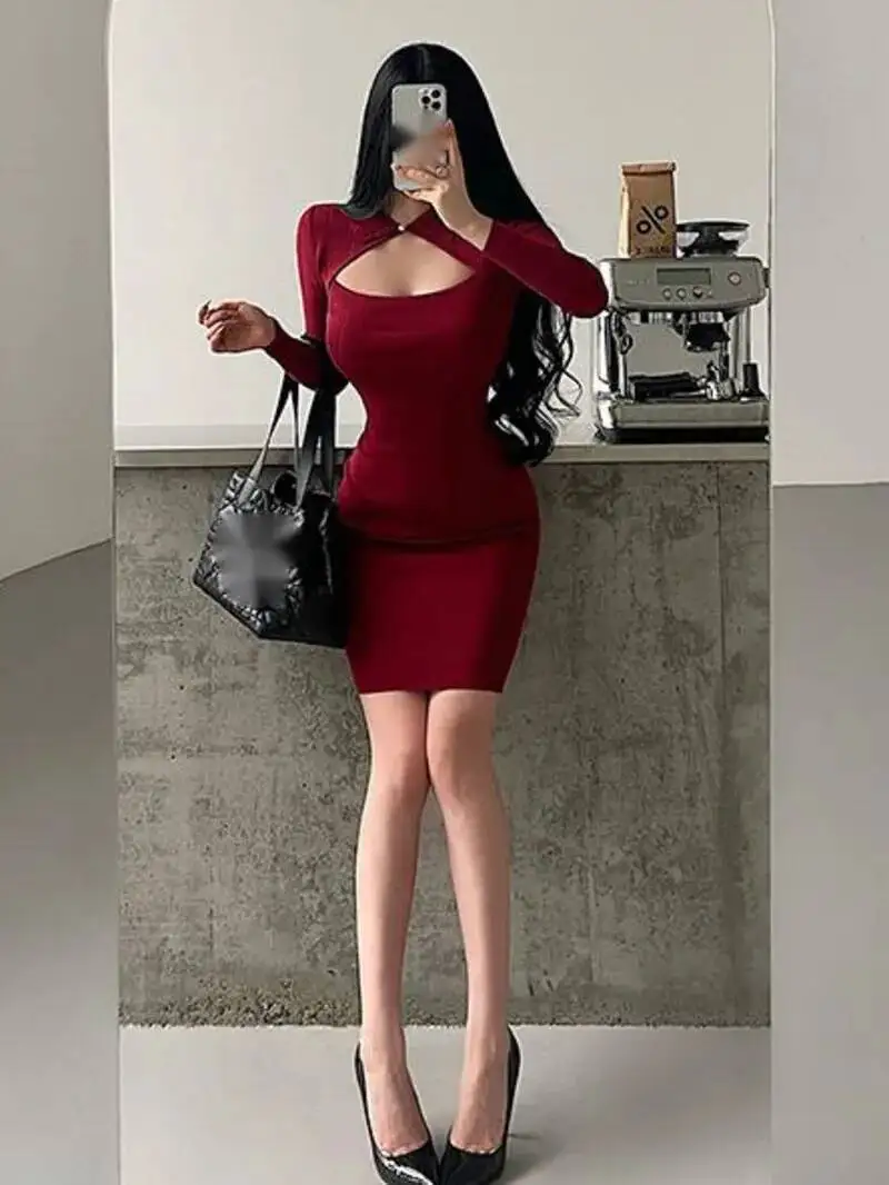 เดรสไหมพรมแขนยาวคอปกพับได้เว้าอกเซ็กซี่สไตล์สาวฮอต รุ่น Pure Desire ทรงเข้ารูปสั้น สำหรับฤดูใบไม้ร่วง รุ่น WKT8