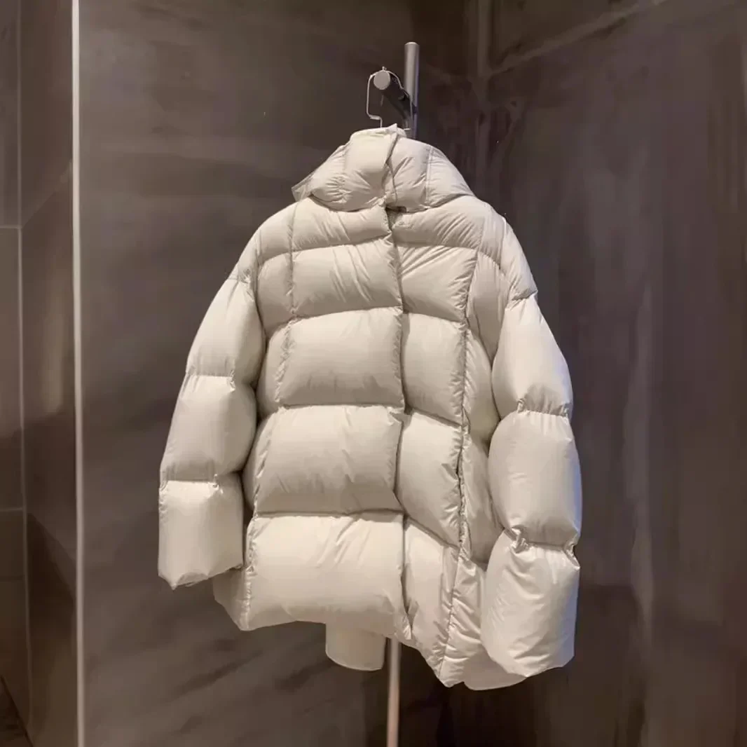 Chaqueta de plumón para mujer, chaqueta holgada informal con capucha de ganso blanco para ir al trabajo, novedad de invierno 2024