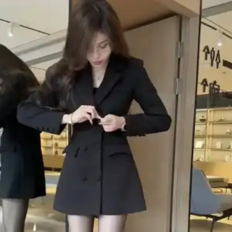 Robe à manches longues et col en v pour femmes, style français, double boutonnage, nouvelle mode d'automne, couleur unie, jupe de style étranger