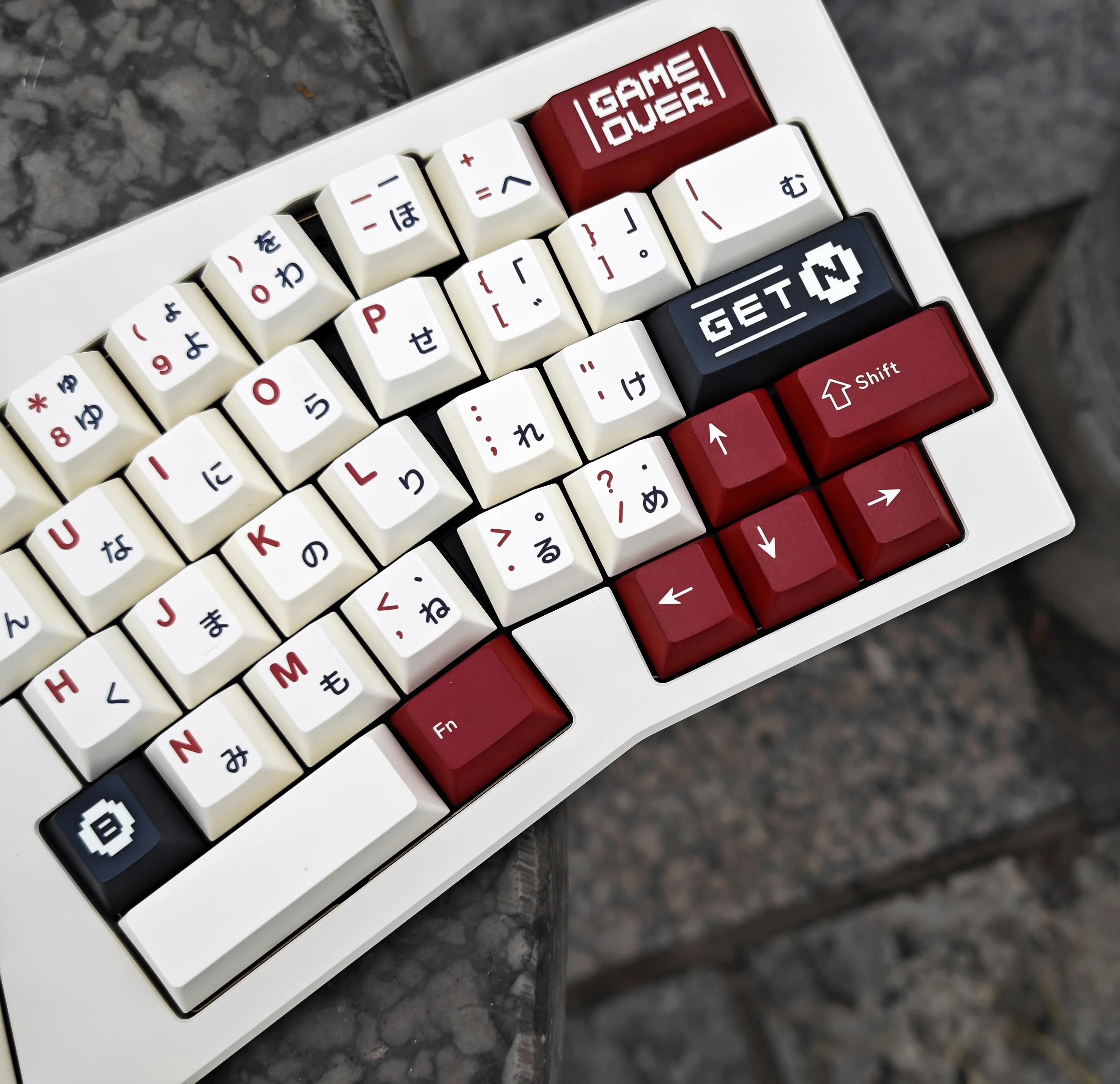 Red and white machine theme keycap PBT Cherry Profile Five-sided sublimation for Mechanical Keyboard Cherry MX Switches