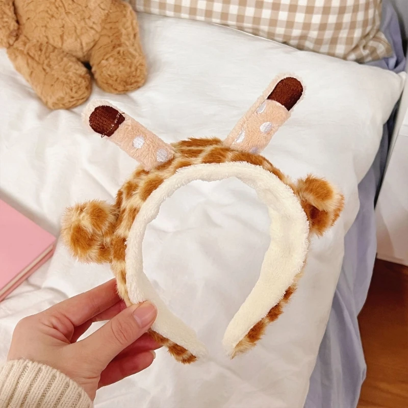 Woman Plush Hairbands & Wristband Cartoon Giraffe Plush Headband Wash Face Hairband Woman Hair Holder Turban DropShipping