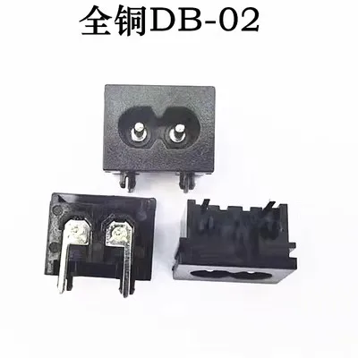 1pcs AC 2.5A 250V 3 pin voltage AC IEC 320 C6 male power socket connector 3pin black with Fixed with screw holes