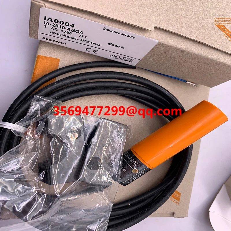 

Brand new stock IA0004 IA0032 IA5062 IA5082 IA5046 IA5083 Proximity switch sensor