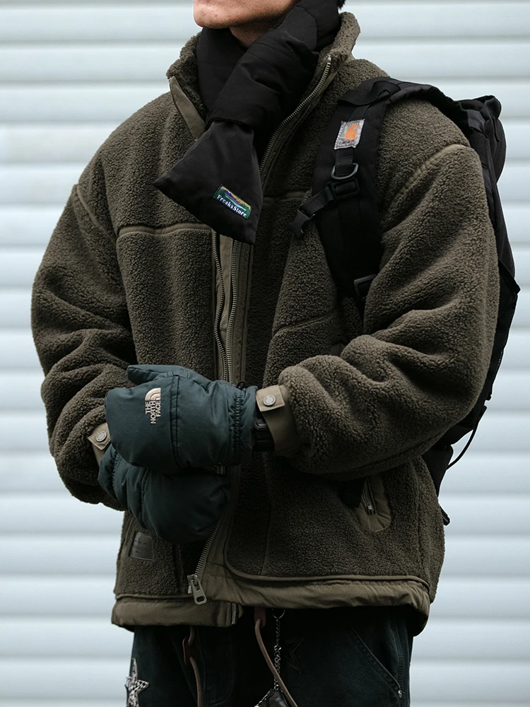 เสื้อแจ็คเก็ตทำงานผู้ชายสไตล์เกาหลี ผ้าฟลีซหนานุ่ม คอตั้ง กันลม กันหนาว ใส่สบาย ดีไซน์ทันสมัย