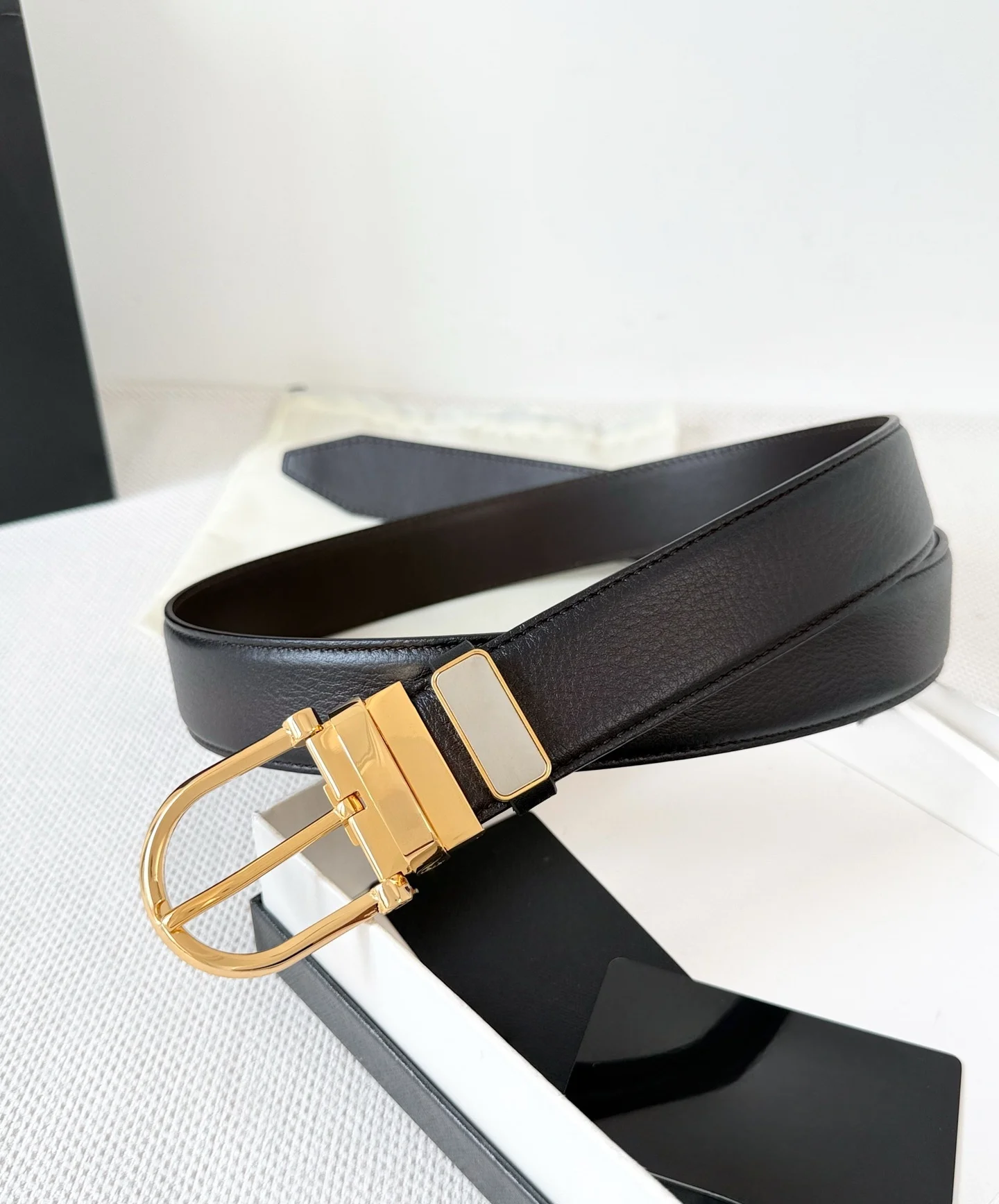 Luxury Brand Casual Belt Genuine Leather Belt Simple Versatile Business High-End Luxury Gift BeltWidth 35mm Material Calfskin