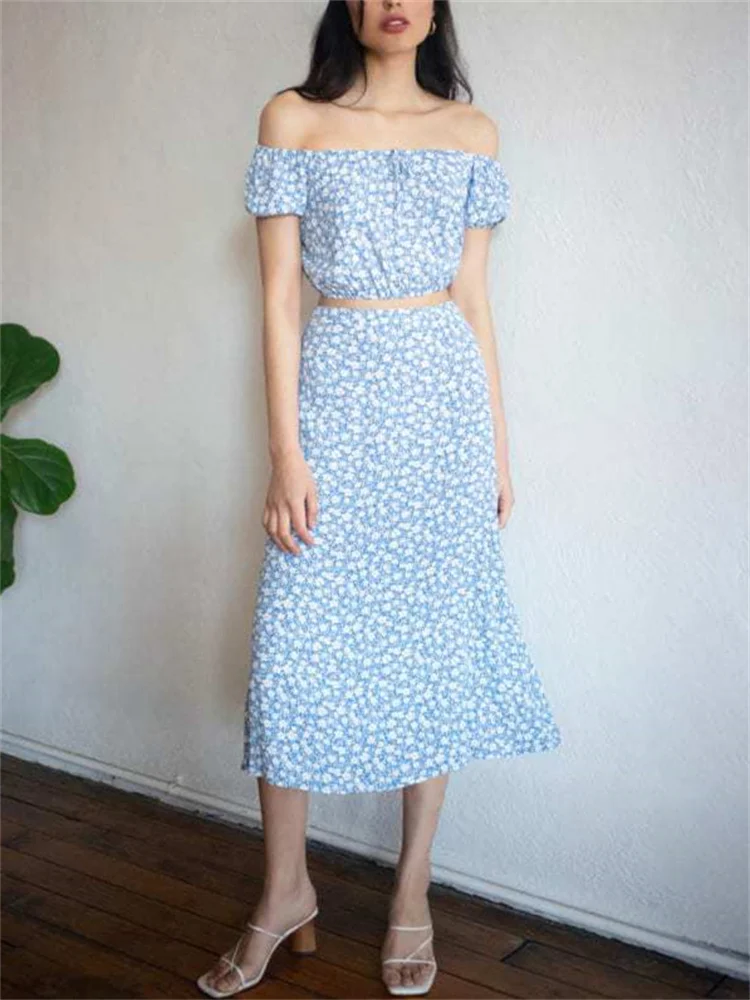 

2024 New Fashion Female V-Neck Short Sleeve Cardigan Tops and High Waist A-Line Skirt Women Floral Print Hollow Out Knitted Set