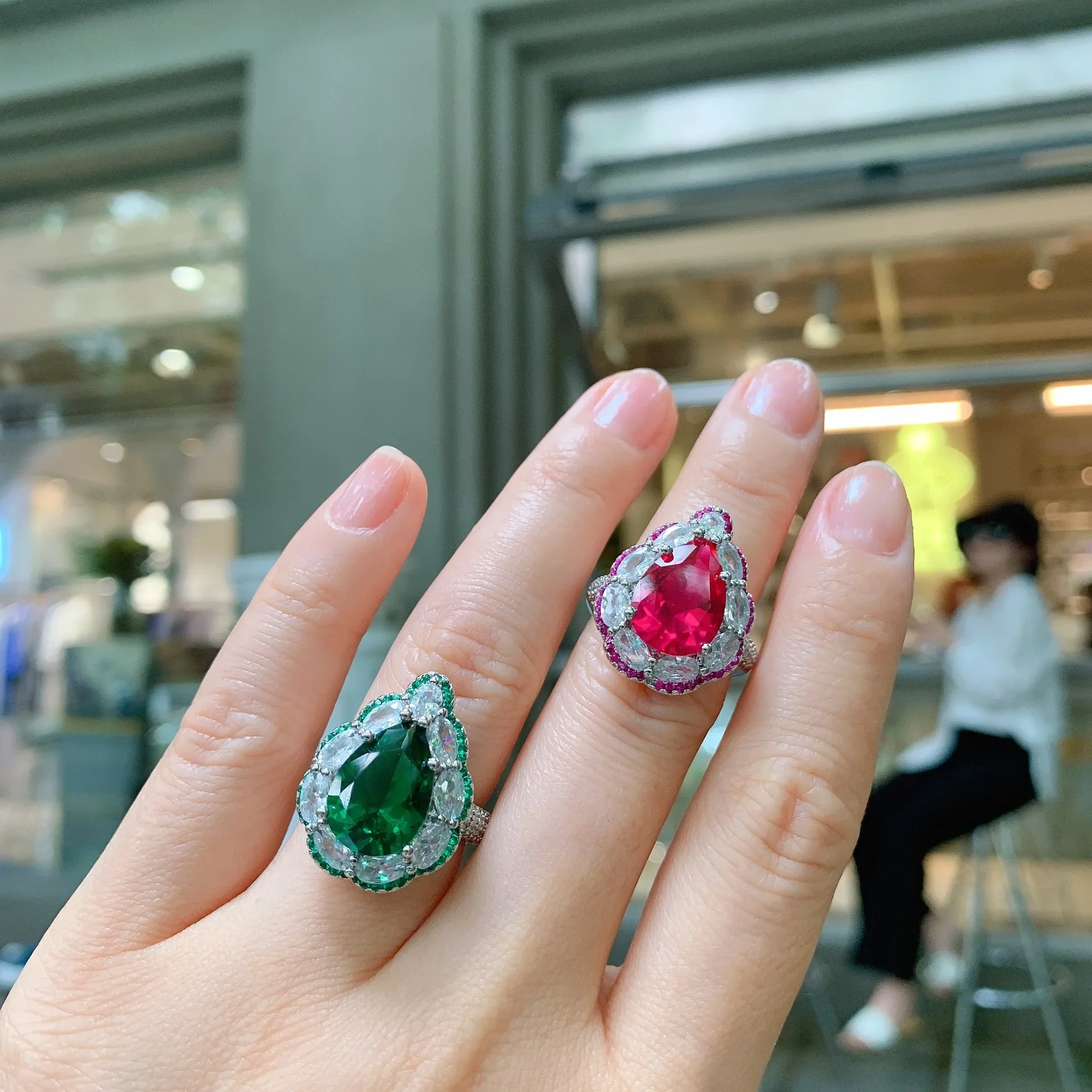 

Retro Water Drop 10*14mm Emerald Stone Crystal 925 Sterling Silver Ring Women Jewelry Luxury Brand Designer Marriage Love Gift