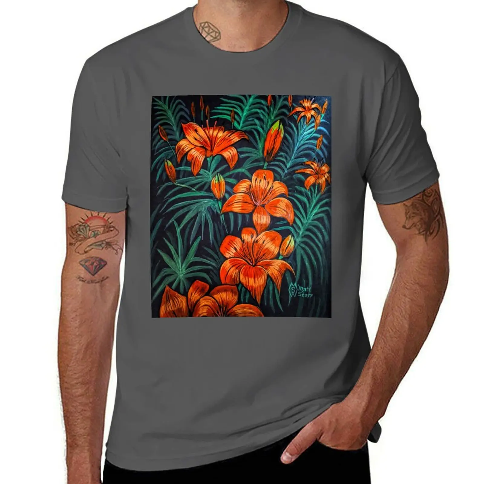 

Tiger Lily Flowers T-Shirt Minimalist Casual Short Sleeve Top
