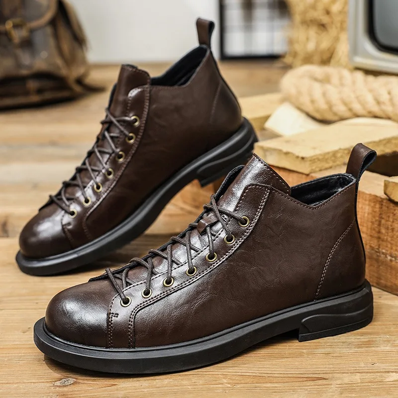 

Новые мужские ботинки в британском ретро-стиле 2026 года, кожаные рабочие ботинки средней длины с мягкой подошвой, нескользящие и износостойкие короткие ботинки