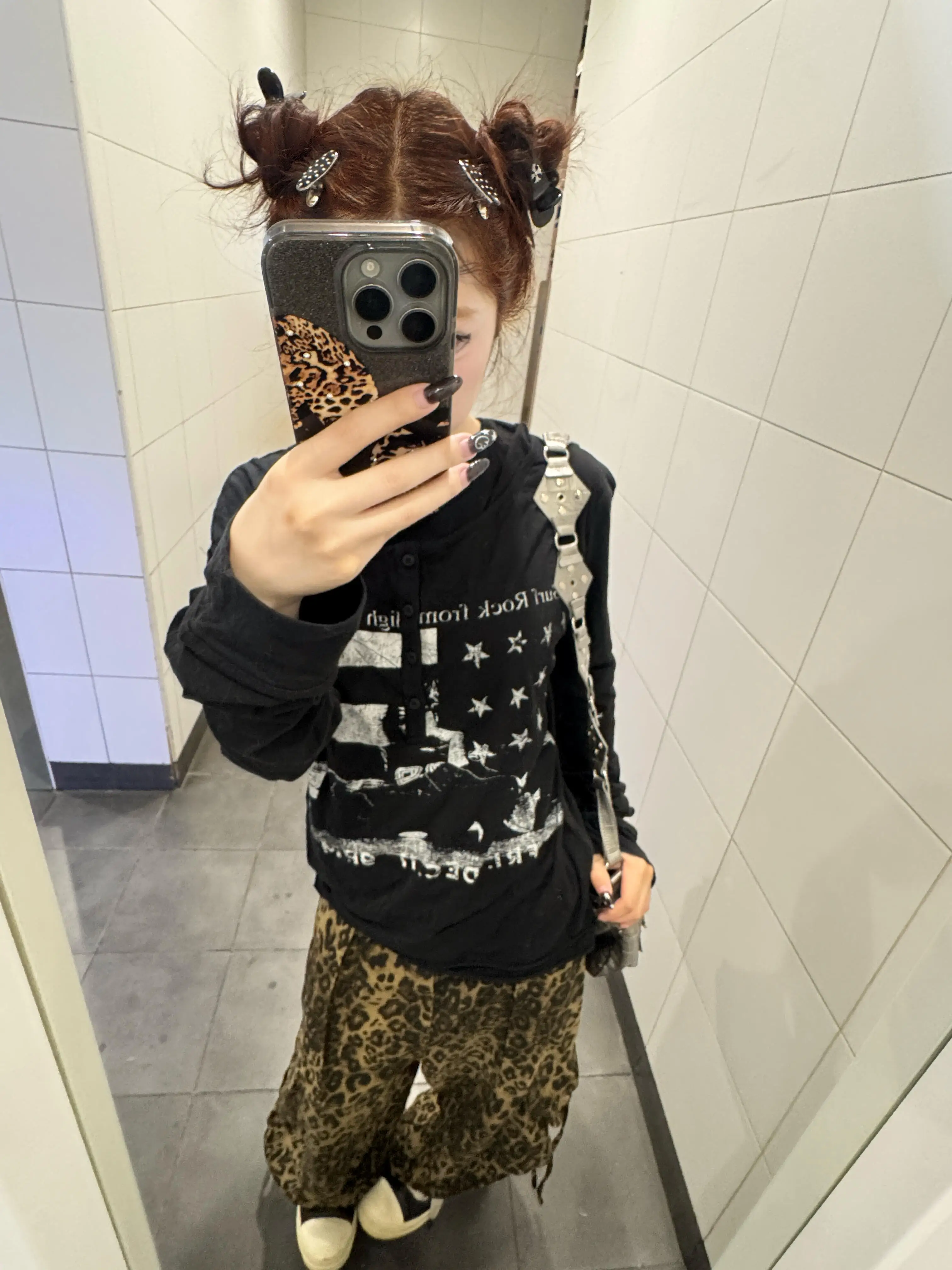 

Retro American Style Long Sleeve T-Shirt Women's Faded Print UV Protection Henry Collar Fake Two-Piece Straight Cut Cotton Tee