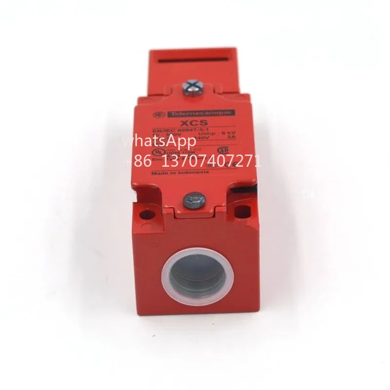 

Защитный выключатель XCSA501 XCSA502 XCSA512 XCSA513 XCSA701 XCSA702 XCSA703 XCSA711 XCSA712 XCSA713 XCSA801 XCSA802