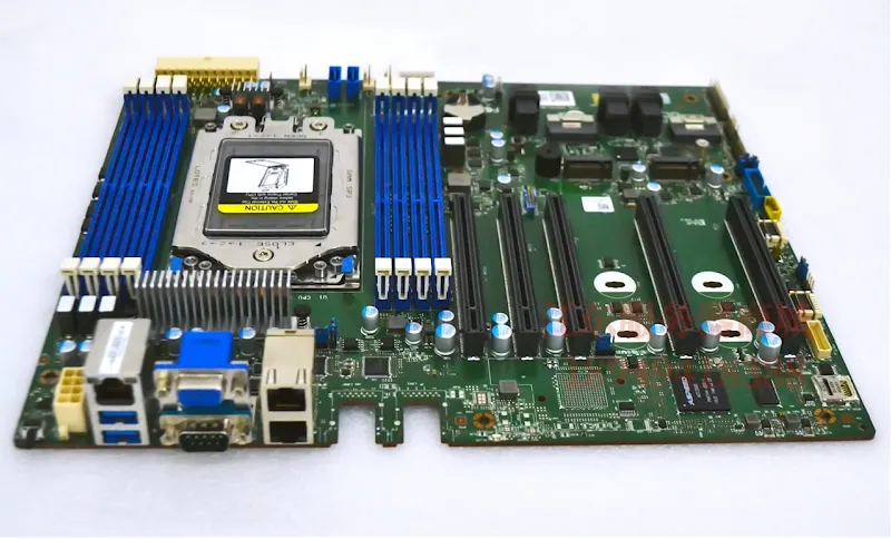 Ultramicro H11SSL-i H11DSI Taian S8030 اللوحة الأم أحادية الدائرة AMD/EPYC (Xiaolong) 7282/7542