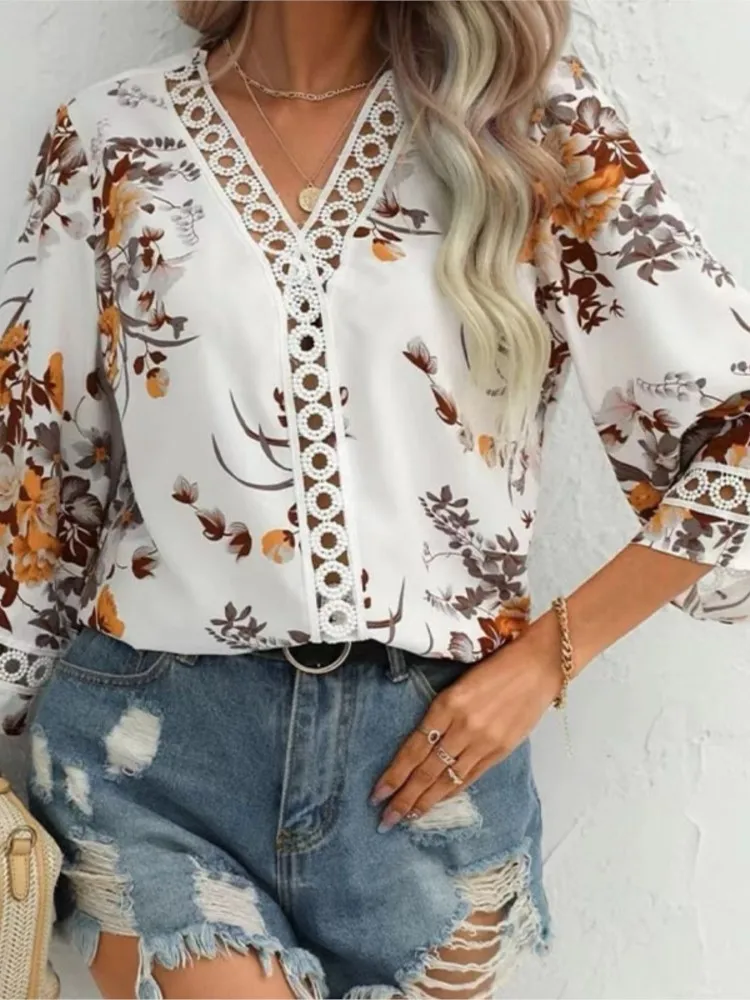 Camisas estampadas con cuello en V para mujer, jersey informal bohemio para vacaciones en la playa, camisa de mangas acampanadas, ropa elegante de verano para mujer nueva