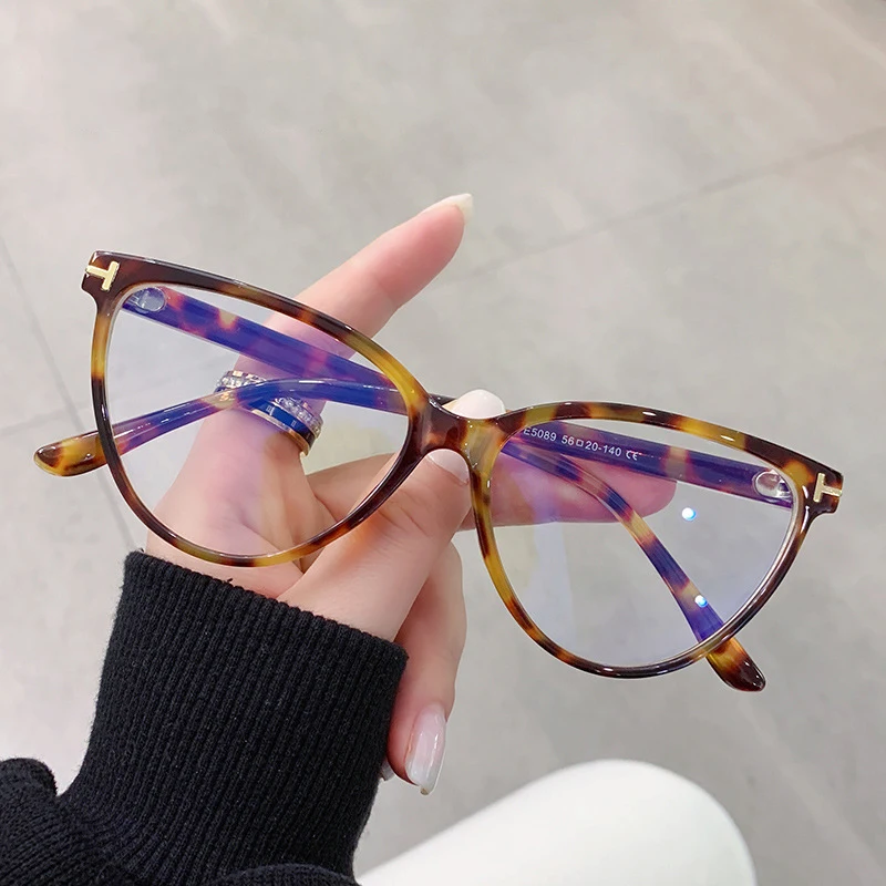 Rivet T Big Frame Vintage Anti Blue Light Cat Eye Glasses Women Luxury Brand Designer Trendy Myopia Prescription Optical Frames